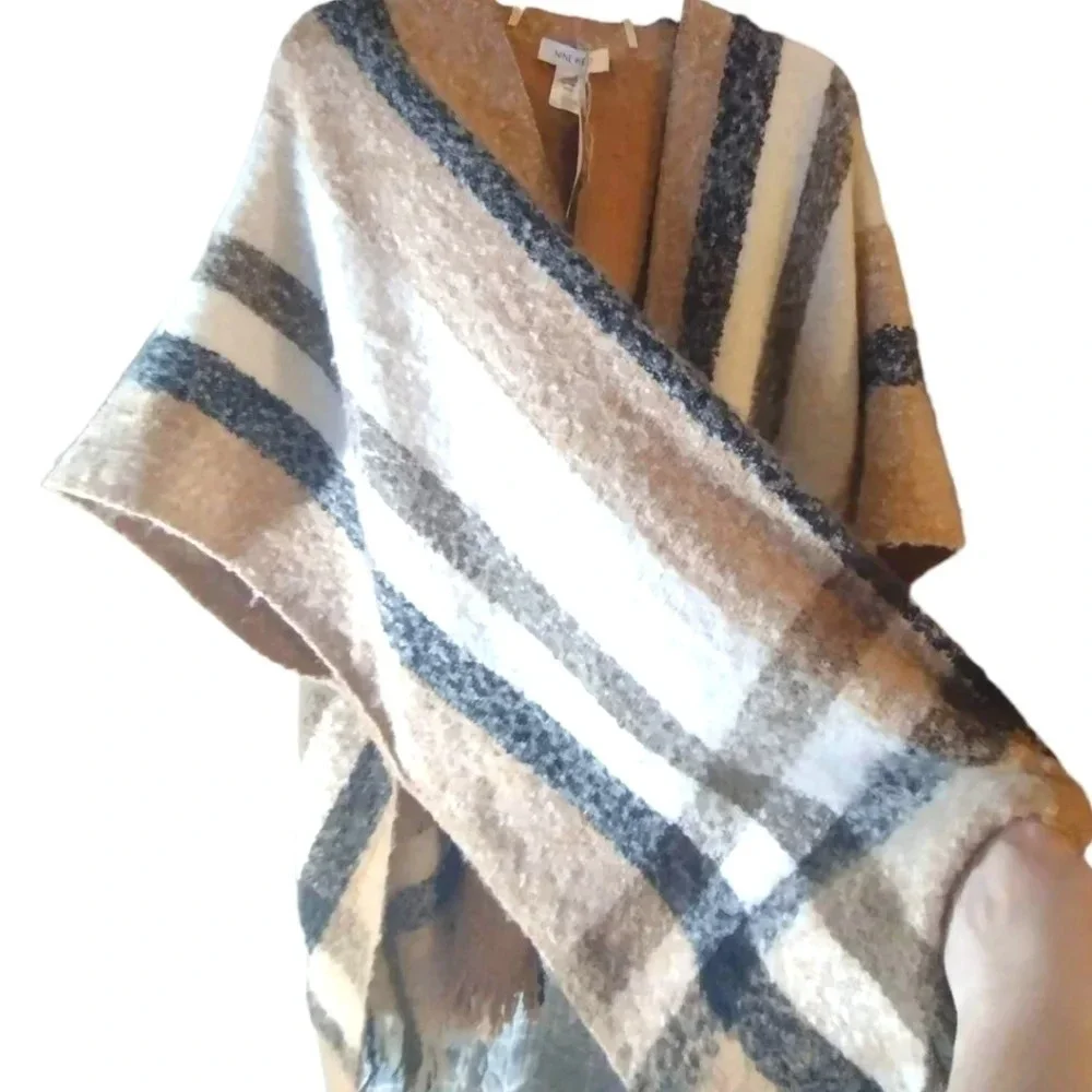 New Nine West Poncho Sweater. OS. NWT. (G)​​​​​​
